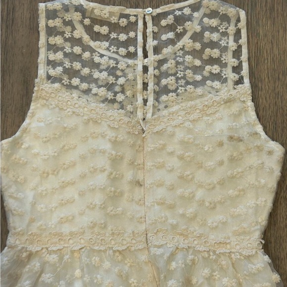 NWT✨Altar'd State Ivory Floral Lace Overlay Short Mini Dress Size Small - Picture 2 of 5